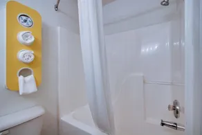 Motel 6-Hinesville, GA - Salle de bain