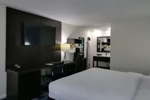 Travelodge by Wyndham Calhoun South I-75 - Chambre