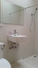 Perth City Motel - Bathroom