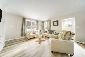 Walk to Lake: Pet-friendly Cottage in Jamestown! - Innenbereich