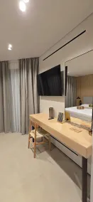 Lion Gate Hotel - Room