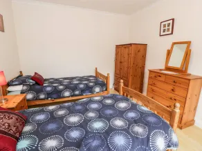 Tremyfron - Rom