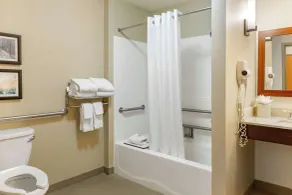 Comfort Suites Lancaster Amish Country - Badezimmer