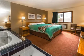 Super 8 by Wyndham Hartford WI - Chambre