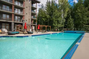 Sutton Place Hotel Revelstoke Mountain Resort - Piscine