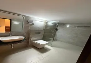 MR Suites Dharwad - Bathroom