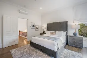 The George - Luxury Boutique Inn - Værelse