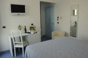 Hotel La Sorgente - Zimmer