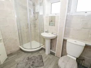 17 Ffordd Gwenllian - Salle de bain