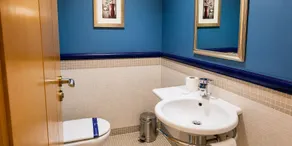 Oryx Hotel - Bathroom