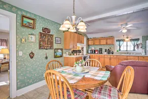 400 Ft to Chautauqua Lake, Mayville Cottage - Interiör