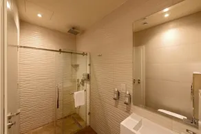 Grand City Palace Hotel - Bathroom