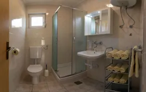 Apartments Klaric - Bad