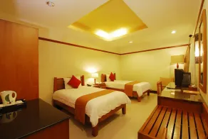 Yulia Beach Inn Kuta - Room