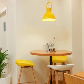 Bloom Boutique l Connaught Place Area - Restaurante