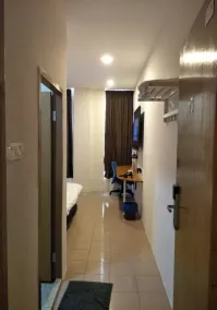 Anderson Hotel - Room