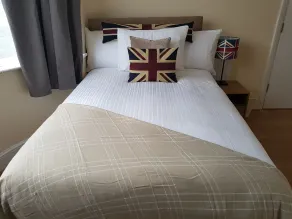 Kathleen House Plus - Room