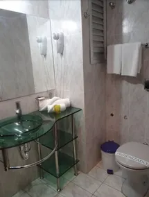 Hotel Verde Plaza - Bathroom