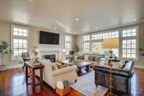 Lake Michigan Gem: Private Beach & Game Room - Innvendig