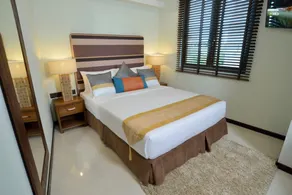 The Somerset Hotel - Rum