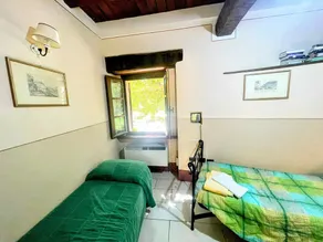 Apt 4 - Forget all Your Troubles - Relax in Paradise ! Air Con, Wifi! Sleeps 4 - Værelse