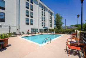 Hampton Inn Henderson - Basseng