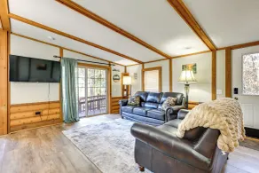Fire Pit: Family-friendly Cabin in Gillett! - Intérieur