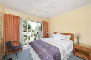 Sunbright 2/5 Petrel Street - Room
