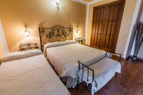 HOTEL RURAL EL LABRIEGO BY VIVERE STAYS - Room