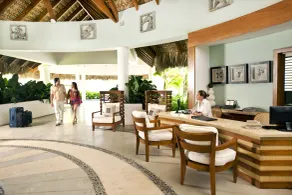 Sublime Samaná Hotel & Residence - Recepción