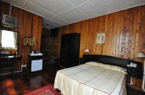 The Oakwood Hotel - Chambre