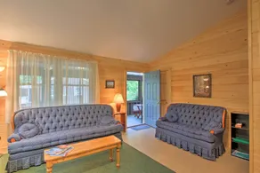 'The Cedars' Cabin w/ Beach Access on Panther Pond - Innenbereich