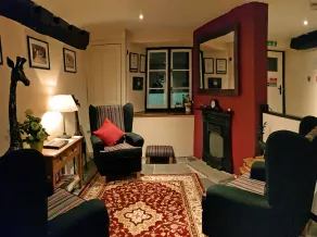 Old Manor House - Lobby