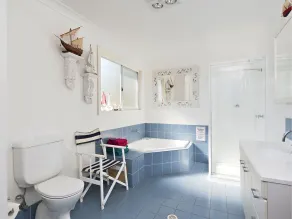 Shoal Bay Riggers - 7 Rigney St, Shoal Bay - Badezimmer