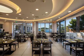 Vitality Hotel Punta - Restaurante