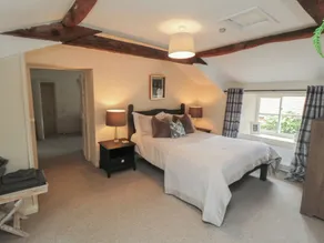 Black Horse Cottage - Rum