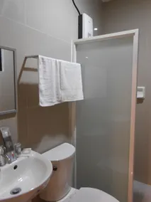 Rublin Hotel Cebu - Bathroom