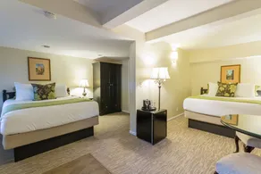 Coast Village Inn - Chambre