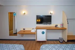 H+ Hotel - Room