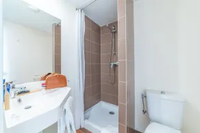 Montempô Appart'Hôtel Paris-Vélizy - Salle de bain