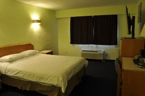 Canadas Best Value Inn Mile-0-Motel Lillooet - Habitación