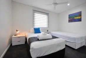 Coastal By Rockingham Apartments - Room