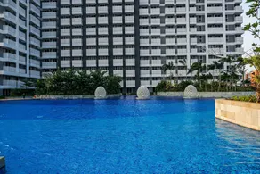 New Furnished Studio West Vista Apartment near Puri Indah - Piscina