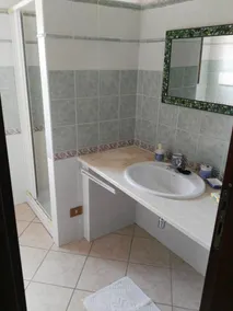 Borgata Lu Fraili - Bathroom
