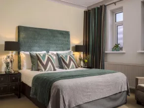 Clifton Arms Hotel - Room
