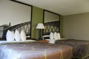 Super 8 by Wyndham Kearney - Chambre
