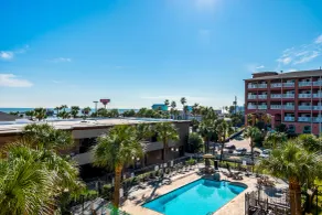 Beachfront Palms Resort Galveston, an Ascend Collection Hotel - Vue de la chambre