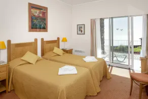 Village Cabo Girao - Habitación