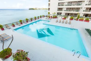 Alupang Beach Tower - Pool