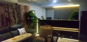 Sky Hotel - Reception